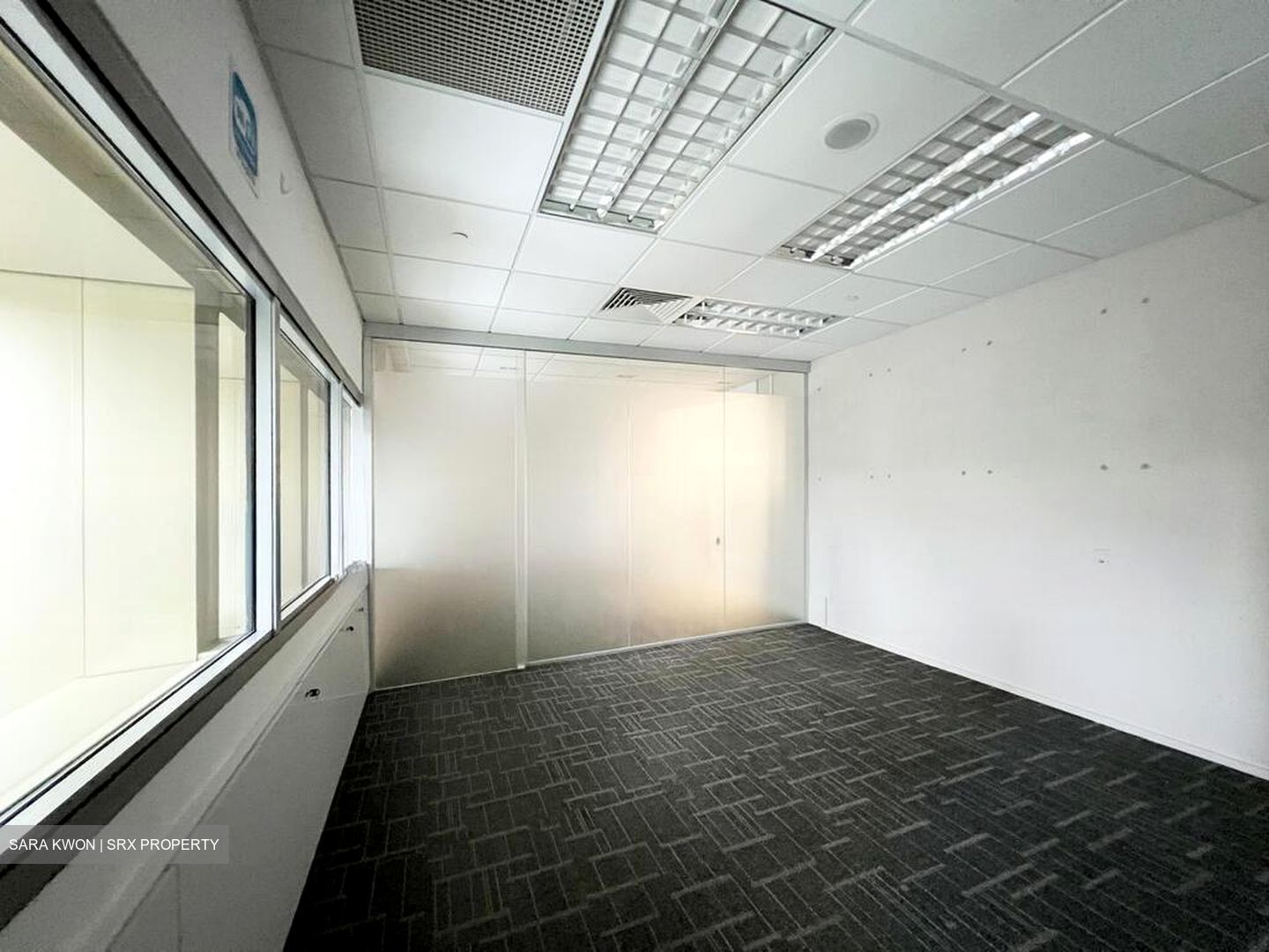 111 Somerset (D9), Office #568044831